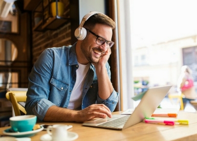 TasklyHub Featured Blog Image of Software Developer